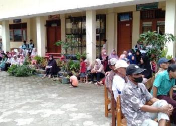 PRM Bumiayu Brebes Berbagi Berkah Ramadhan Sebanyak 285 paket untuk Warga