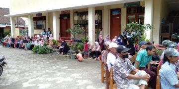 PRM Bumiayu Brebes Berbagi Berkah Ramadhan Sebanyak 285 paket untuk Warga