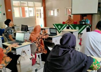 SMP Muhammadiyah 1 Purwokerto Gelar Pelatihan Asesmen Literasi dan Numerasi bagi Guru