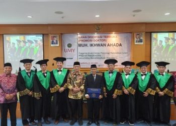 Teliti Kepemimpinan Pak AR Fachruddin, Ketua PWM DIY Raih Gelar Doktor di UMY