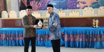 Menko PMK Muhadjir Effendy Resmikan Auditorium KH Ahmad Adnan Noer di Lamongan