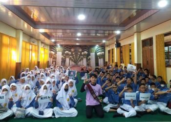 Siswa SMP Muhammadiyah PK Solo Ikuti Kampanye Anti Bullying