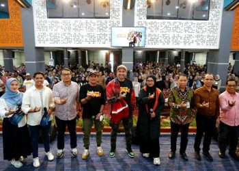 Disambut Meriah, Tora Sudiro Meet and Greet Film “Kejar Mimpi Gaspol” di UMSU