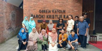 Silaturahmi Lintas Agama, Eco Bhinneka Banyuwangi Berkunjung ke Gereja Katolik