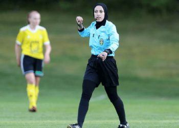 Ukir Sejarah, Heba Saadieh jadi Wasit Berhijab Pertama di Piala Dunia Wanita