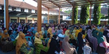 Meriahkan Muscab, Ribuan Warga Hadiri Pengajian Jum’at Kliwon PCM Bumiayu 