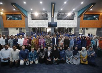 Bersilaturahim dengan Ratusan Mahasiswa Berprestasi, Rektor UMSU Menangis Haru Karena Bangga