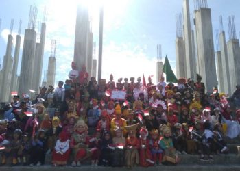 HUT RI Ke-78, SDIT Muhammadiyah Manggeng Ikut Pawai Karnaval