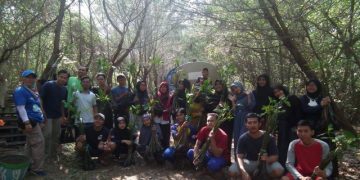 Refleksi HUT RI, Aktivis Lingkungan Muhammadiyah Surabaya adakan Kolaborasi bertajuk “Menanam untuk Merdeka”