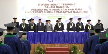 UM Bandung Gelar Wisuda Keempat Program Sarjana
