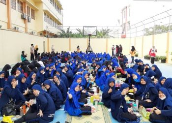 Kampanye Sekolah Sehat, Siswa SMP Muhammadiyah PK Sarapan Bersama Menu 4 Sehat 5 Sempurna