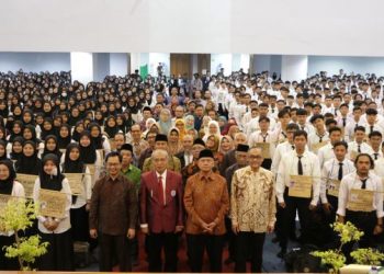 Universitas Muhammadiyah Bandung Kukuhkan 1.700 Mahasiswa Baru