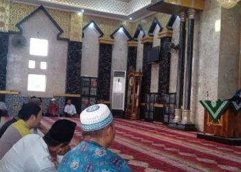 Pengasuh PPM MBS Bumiayu Isi Kajian Ahad Pagi di Masjid Iqro Kluwut Bulakamba Brebes