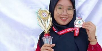 Guru Muhipat Blimbing Raih Juara 3 Nasional dalam Kompetisi Sains Merdeka Indonesia