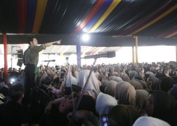 Nidji Ajak Ribuan Mahasiswa Bernyanyi: Kau dan UMSU Selalu untuk Selamanya