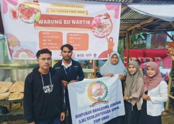 Program Kencleng BaPer HMJ Kessos UMSU Bantu Pedagang Kecil di Kota Medan