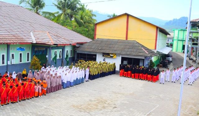 Upacara Peringatan Milad 111 Tahun Muhammadiyah: Sebuah Momentum Berkah dan Keharmonisan