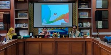 SMP Muhammadiyah PK Kottabarat Gelar Pelatihan Literasi Digital untuk Guru dan Tendik