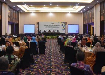 Songsong RSM/A Unggul Berkemajuan, MPKU PWM Gandeng MKES PWA Jateng Gelar Rakorwil dan Workshop Keuangan