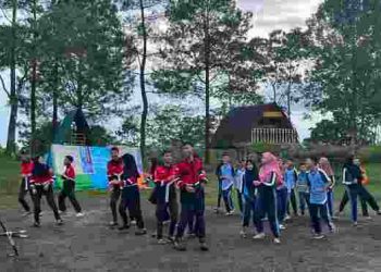 SMP PAB 2 Helvetia Laksanakan Perkemahan Akhir Tahun dan Latihan Dasar Kepemimpinan OSIS