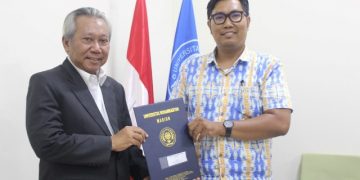 Penyegaran dan Akselerasi Kampus, Rektor UMMAD Angkat 5 Dosen Muda Jadi Pejabat Universitas