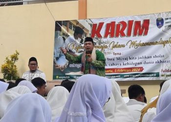 Ratusan Siswa SMP Muhammadiyah PK Solo Diajak Ambil Hikmah Isra Miraj