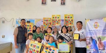 Bantu Difabel Netra, Mahasiswa FISIP UMSU Serahkan Media Ajar Interaktif