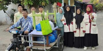 Keluarga Besar Muhammadiyah Tanjung Sari Barat Laksanakan Kegiatan Berbagi Takjil