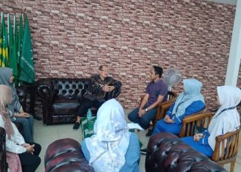 Silaturahmi Prodi Adminkes UMMAD dengan Klinik Dua Empat Kota Madiun