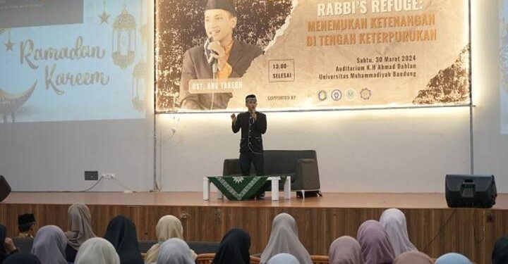 Kajian Ramadan Mahasiswa Manajemen UM Bandung Kupas Solusi Permasalahan Hidup Anak Muda