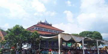 Ribuan Jama’ah Hadiri Pengajian Akbar Jum’at Kliwon PCM Bumiayu Brebes 