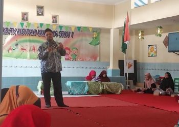 Dwi Jatmiko Sampaikan Tips Parenting Membangun Keluarga Bahagia dengan Al Quran
