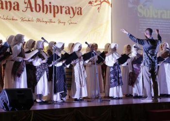 Paduan Suara Mahasiswa UM Bandung Tampilkan Resital Berkualitas dan Meriah