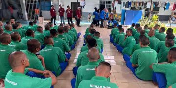 Fokus Rehabilitasi Gandeng HMJ KS FISIP UMSU Lakukan Terapi Kelompok di Lapas Kelas II A Pematang Siantar