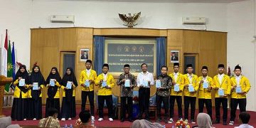 Launching Buku Antologi Santri At-Tin UMP: Menebar Inspirasi Melalui “Pendidikan, Persahabatan dan Perjuangan”