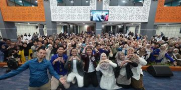 Disambut Antusias Ratusan Mahasiswa UMSU, Fiki Naki Berbagi Kiat Sukses Kuasai Bahasa Asing