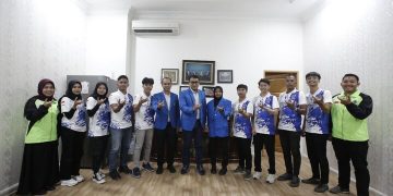 UMSU Lepas Mahasiswa Atlet Karate ke Milo Open Karate Championship 2024 di Malaysia