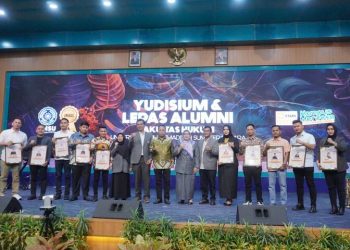 Berlangsung Khidmat dan Meriah, Yudisium FH UMSU Dihadiri Alumni yang Lolos Jadi Anggota Legislatif