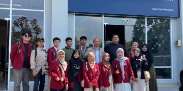 Mahasiswa Prodi KPI UM Bandung Lakukan Kunjungan Media ke Rhaya Flicks