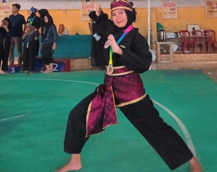 Pesilat SMP Muhammadiyah Rawa Bening OKU Timur Sabet Medali Emas O2SN Sumsel 2024