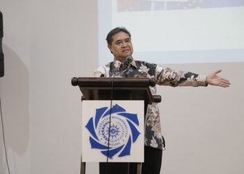 Kuliah Umum di UM Bandung, Asep Setiawan: Mahasiswa Dituntut Cerdas Mengelola Informasi