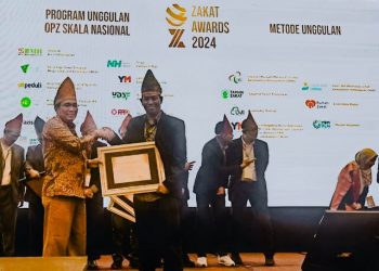 EdutabMu Kantongi Predikat Gold, Lazismu Raih Penghargaan Zakat Awards 2024 Kategori Program Pendidikan Skala Nasional