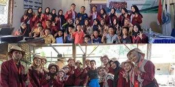 KKN STKIP Muhammadiyah OKU Timur Studi UMKM Tahu Yami dan Sosialisasi Aplikasi Canva