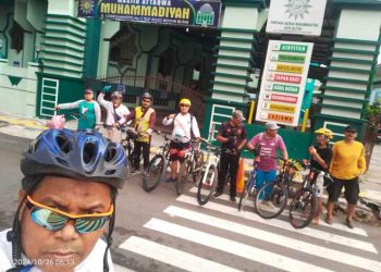 Puluhan Peserta GoesMu PDM Kota Blitar Gelar Dakwah Gowes Menuju Pasar Kutukan Garum