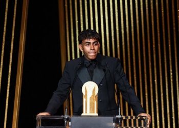 Masih Berusia 17 tahun, Lamine Yamal Ukir Sejarah dengan Penghargaan Kopa dan 10 Besar Ballon d’Or