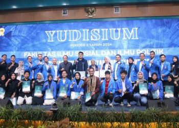 FISIP UMSU Gelar “Yudisium Para Juara”, Rektor Berikan Beasiswa S2
