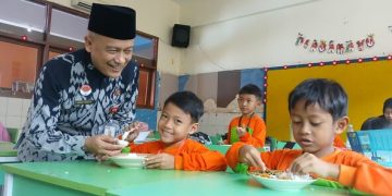 Dapur Sehat SD Muhammadiyah 1 Solo Kantongi 130 Produk Sertifikat Halal