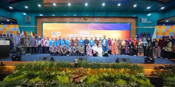 FEB UMSU Yudisium 428 Lulusan, Rektor Berikan Beasiswa Studi Lanjut