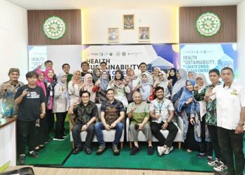 Menghubungkan Kesehatan, Krisis Iklim, dan Transisi Energi Bersih, KEBUMI dan GreenFaith Indonesia Gelar Baksos dan Seminar Kolaboratif di Cirebon