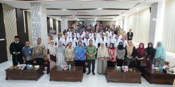 FK UMSU Yudisium dan Mengambil Sumpah 28 Dokter